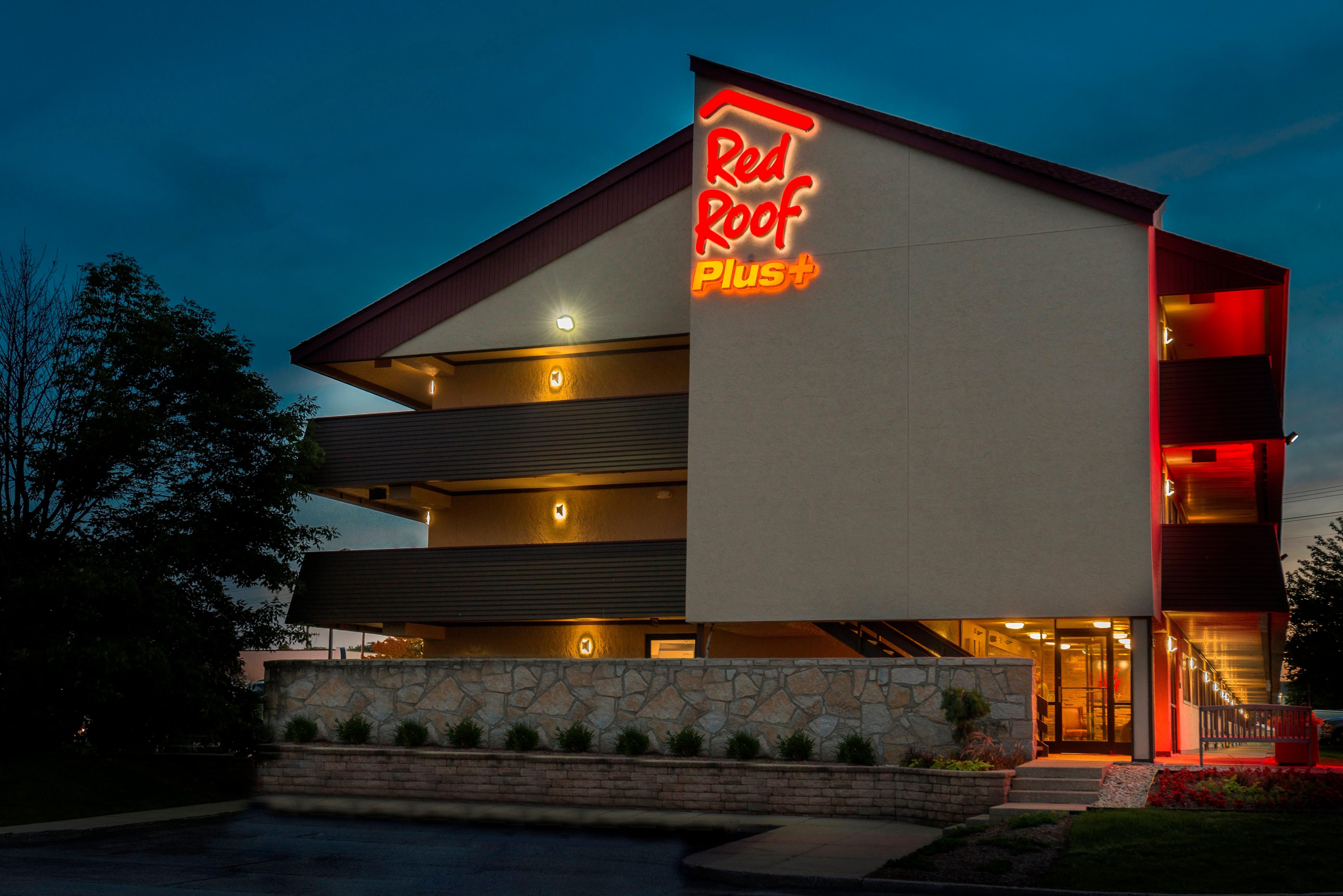 Red Roof Inn Plus+ Chicago - Naperville Extérieur photo