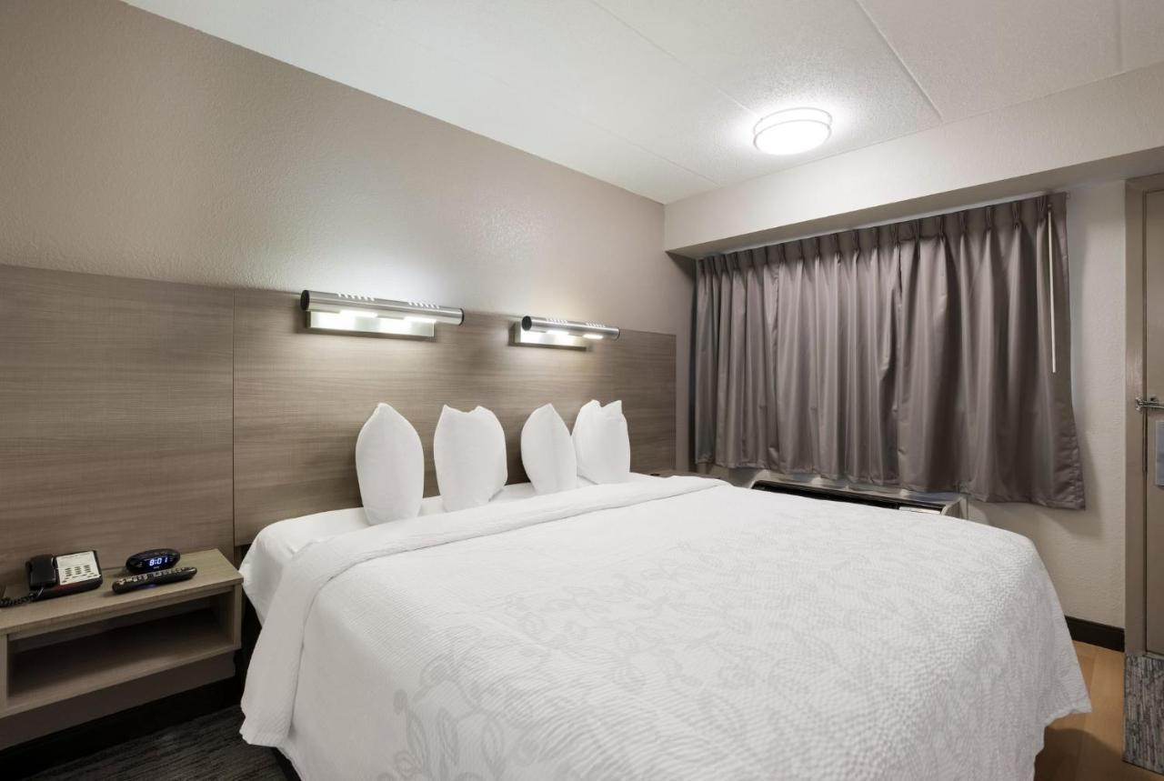 Red Roof Inn Plus+ Chicago - Naperville Extérieur photo