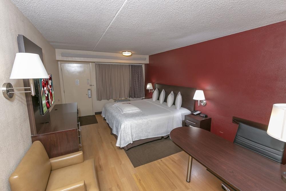 Red Roof Inn Plus+ Chicago - Naperville Extérieur photo