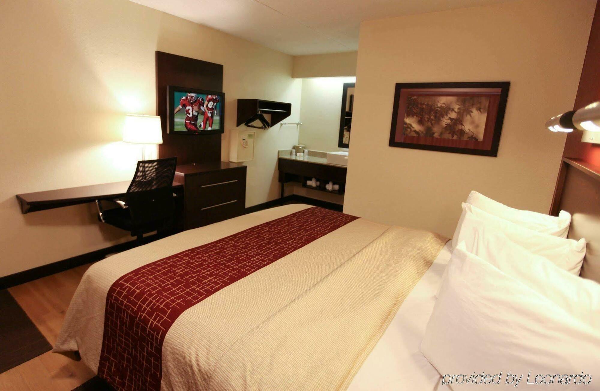 Red Roof Inn Plus+ Chicago - Naperville Extérieur photo